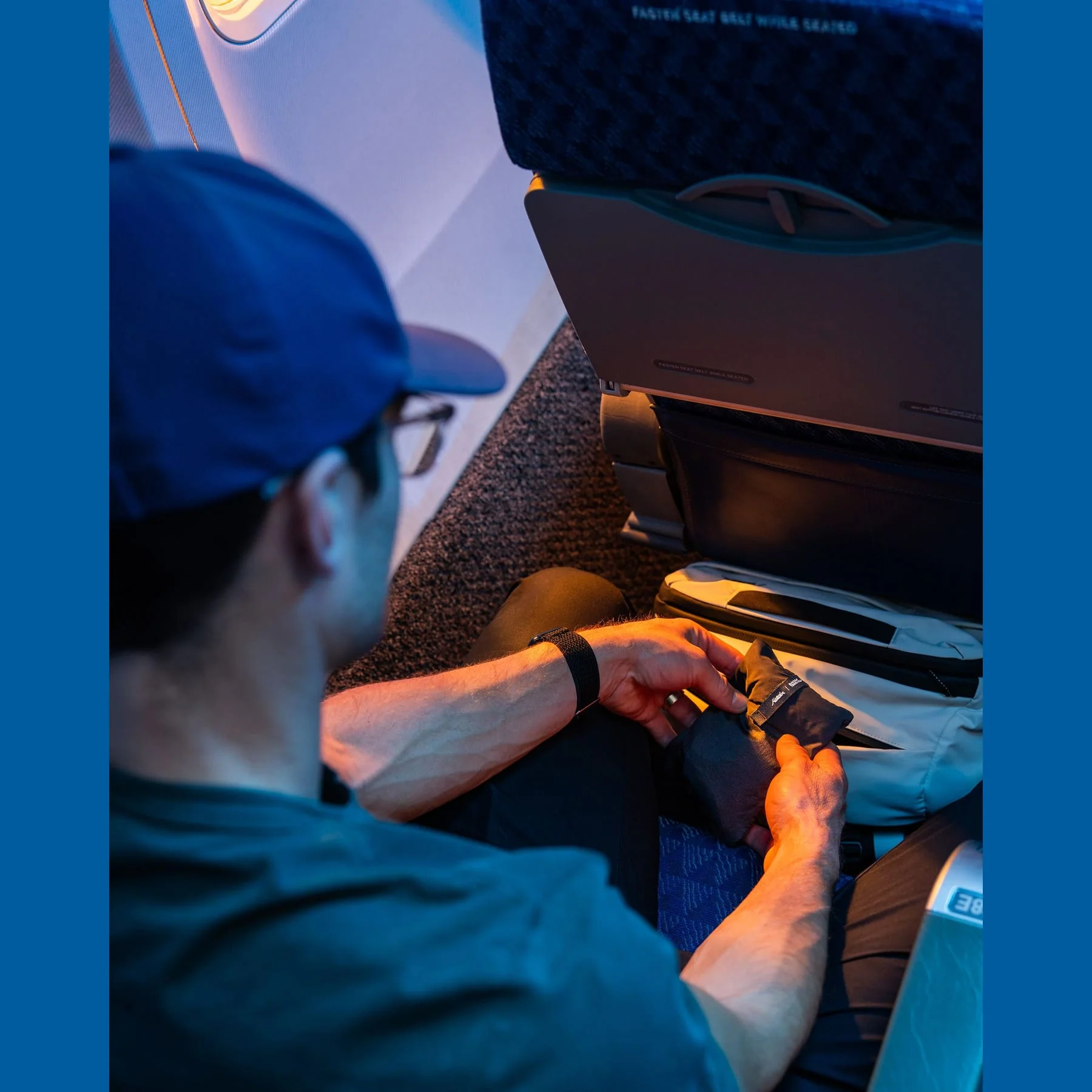 Blackout Travel Pillow - Image 12