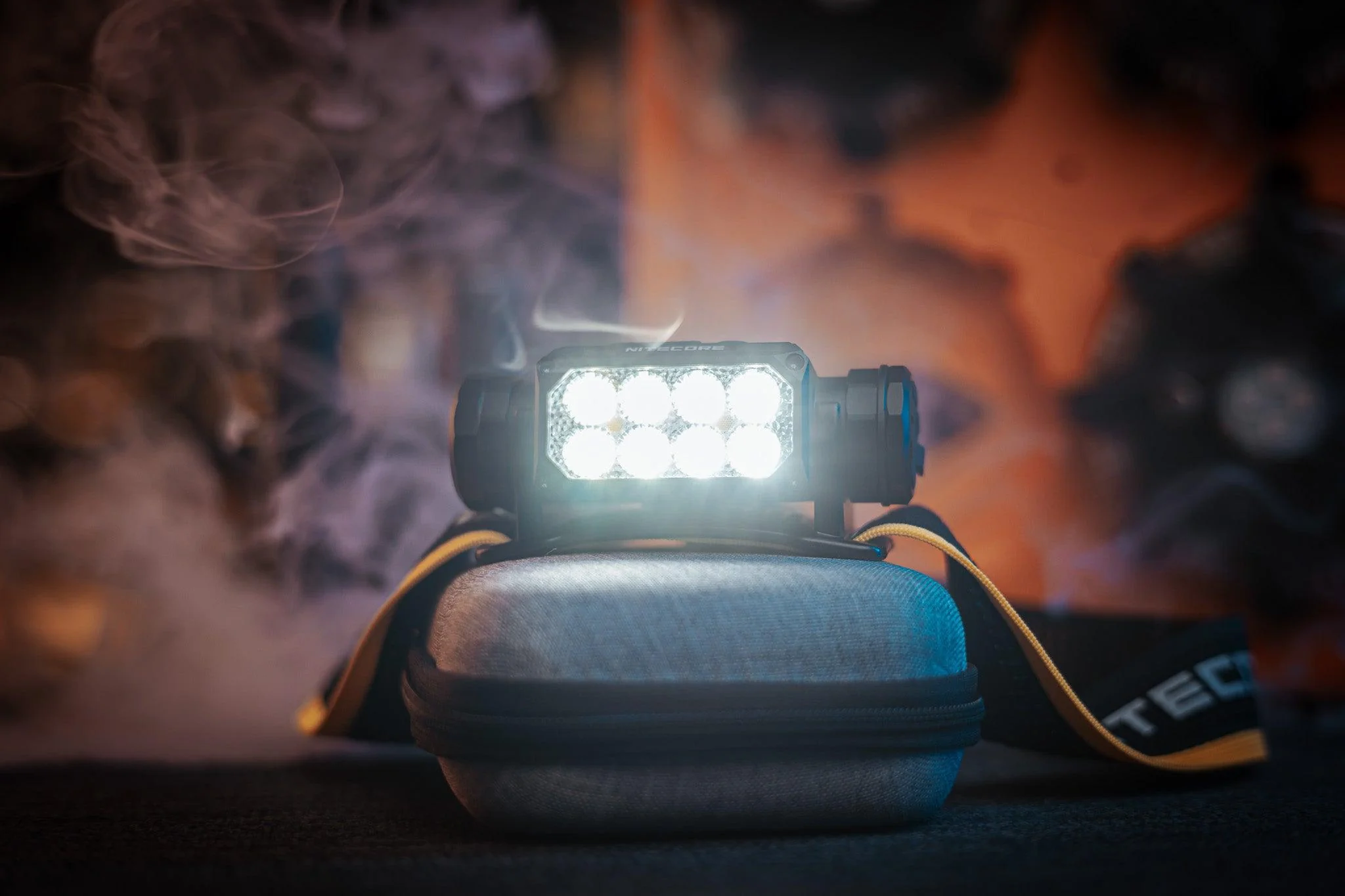HC65 UHE (BLACK) - 2000 lumens - Image 3