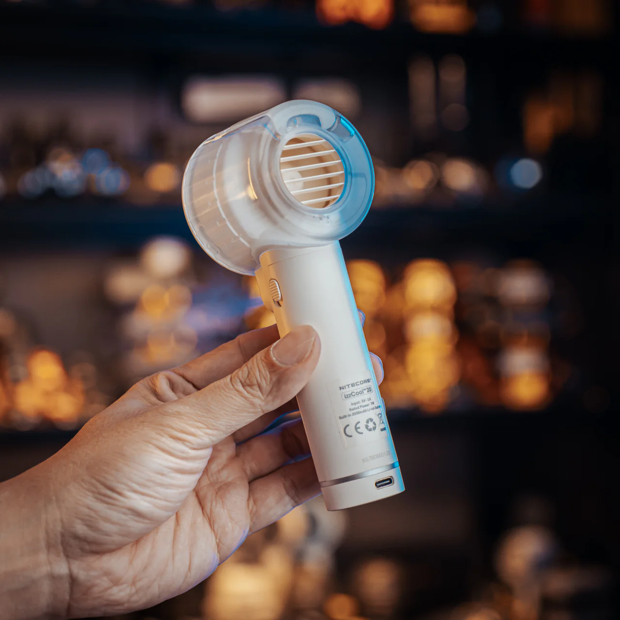 izzCool 20 (White) - Handheld Air Conditioner Fan (2,000mAh) - Image 8